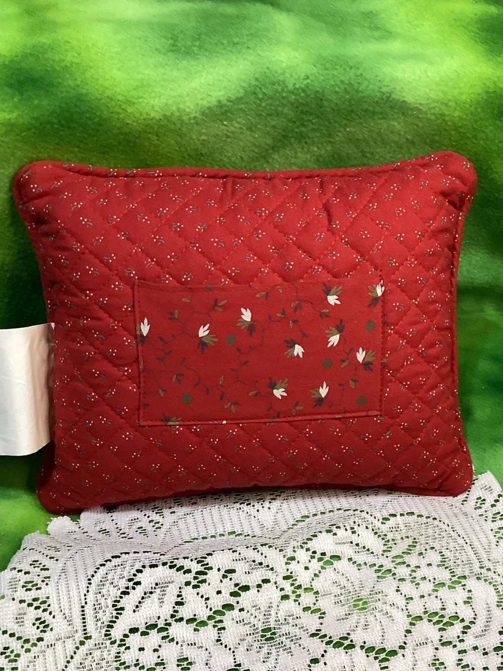 Boyds Home Bears Red Quilted 'Beary Best Friend' Pillow with Plush Teddy 2004